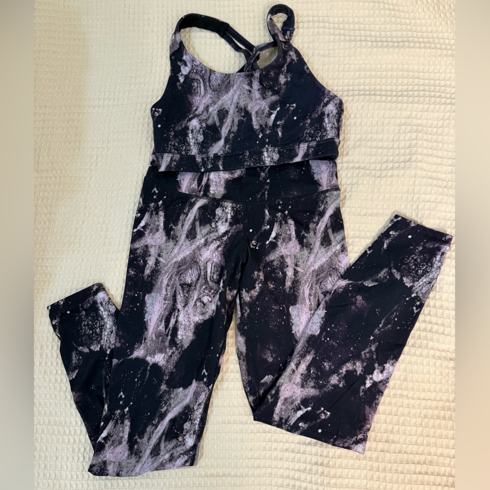 Old Navy Black and Purple Activewear Set